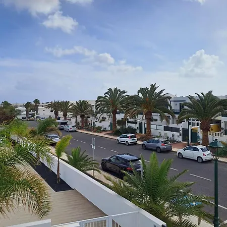 Luxury Sea View Senator Lanzarote * קוסטה טגוויסה