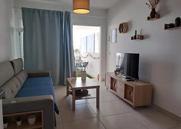 Luxury Sea View Senator Lanzarote * קוסטה טגוויסה