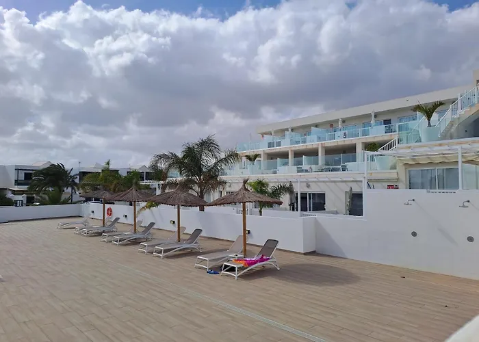 Luxury Sea View Senator Lanzarote דירה קוסטה טגוויסה